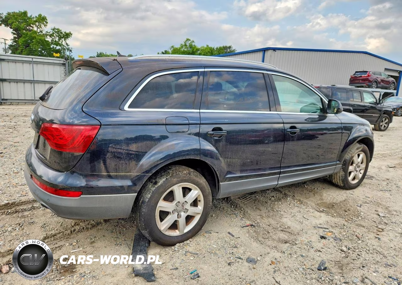 2011 Audi Q7 Premium Plus VIN:WA1LGAFE7BD007096 - 3
