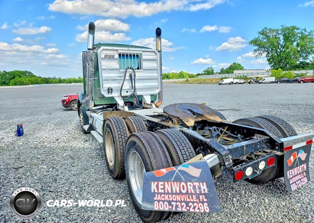 2018 Kenworth T880 Semi Truck VIN:1XKZDP9X2JJ195300 - 2