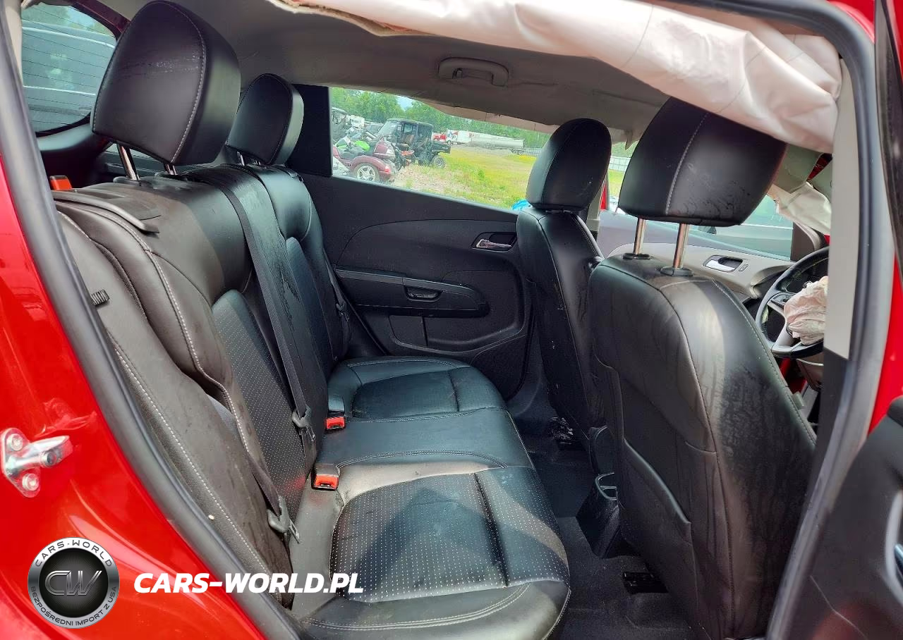 2015 Chevrolet Sonic Ltz VIN:1G1JE6SB2F4211282 - 10