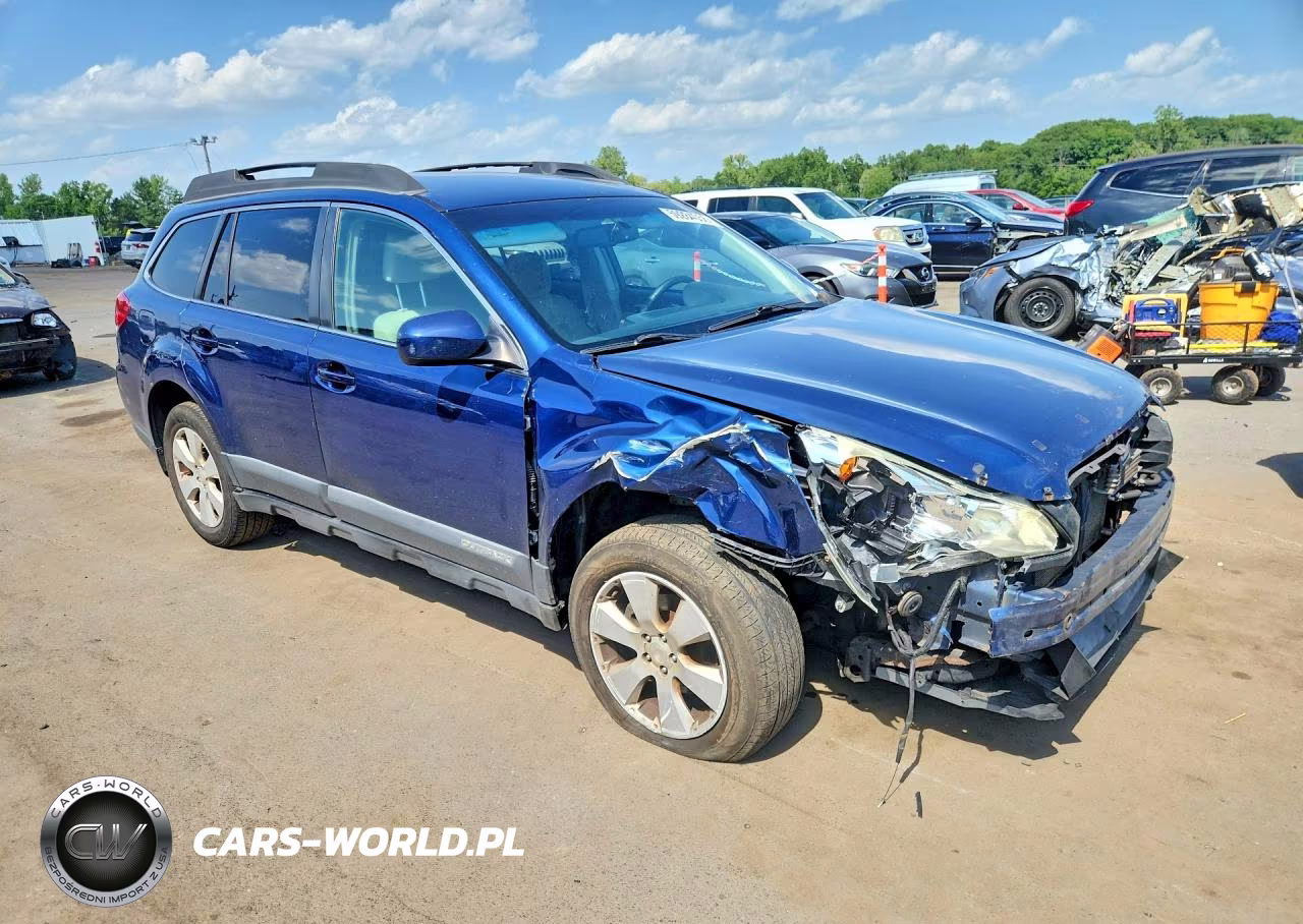 2010 Subaru Outback 2.5I Premium VIN:4S4BRBCC5A3372624 - 4
