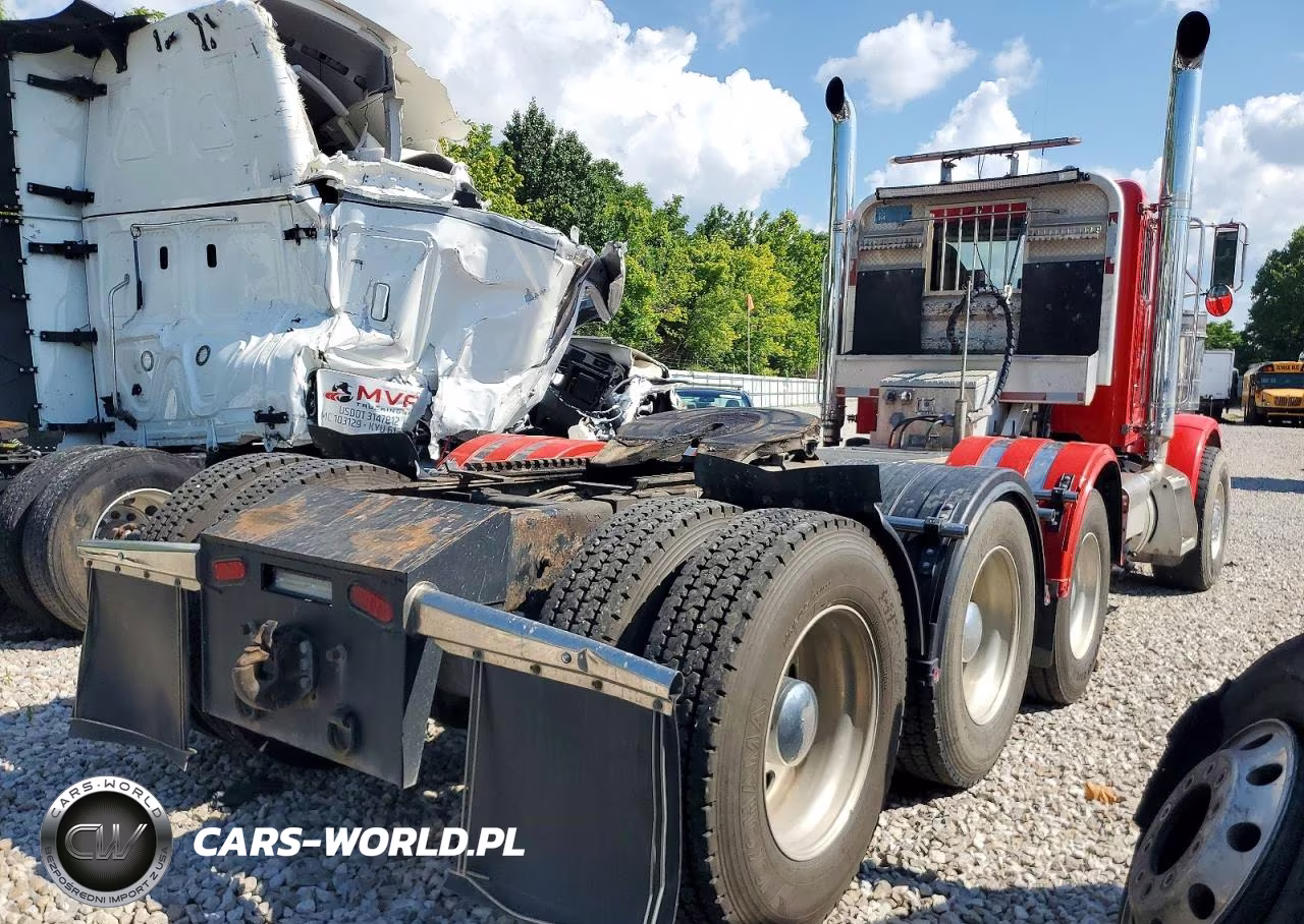 2000 Peterbilt 378 Semi Truck VIN:1XPFDB9X4YD506976 - 4