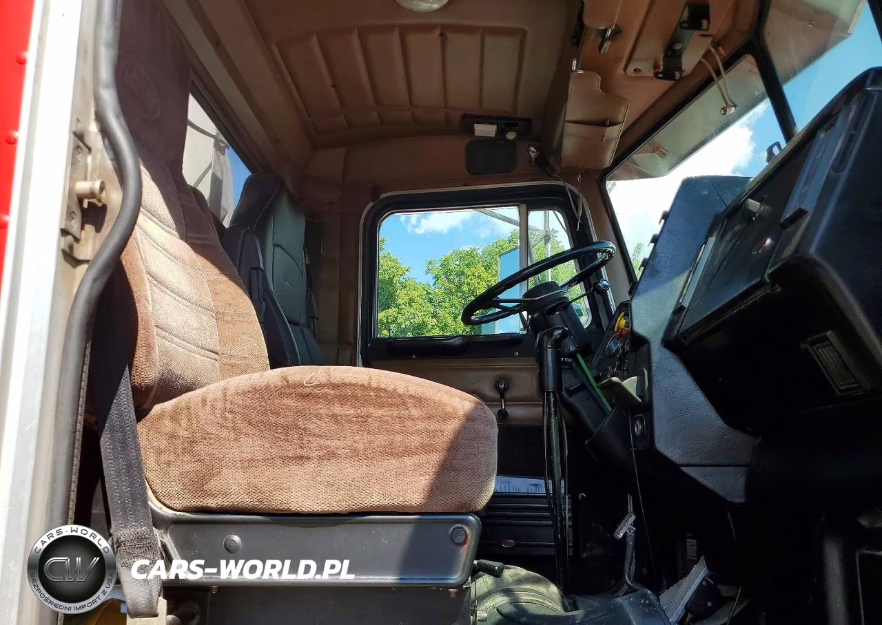 2000 Peterbilt 378 Semi Truck VIN:1XPFDB9X4YD506976 - 5