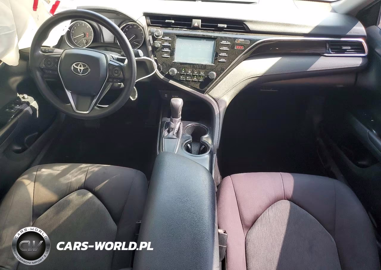 2018 Toyota Camry Le VIN:4T1B11HK7JU565031 - 8