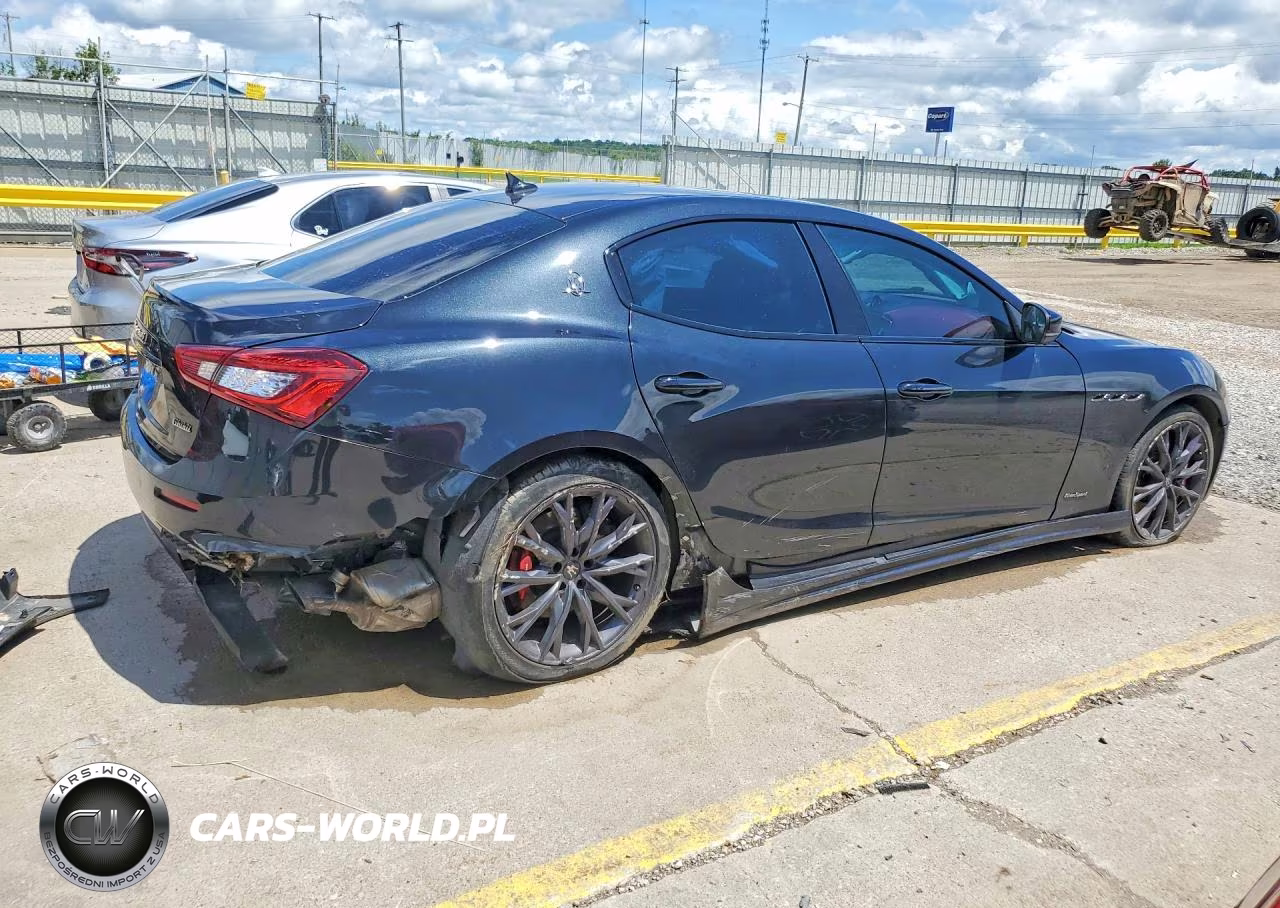 2020 Maserati Ghibli S VIN:ZAM57YTS3L1350374 - 3