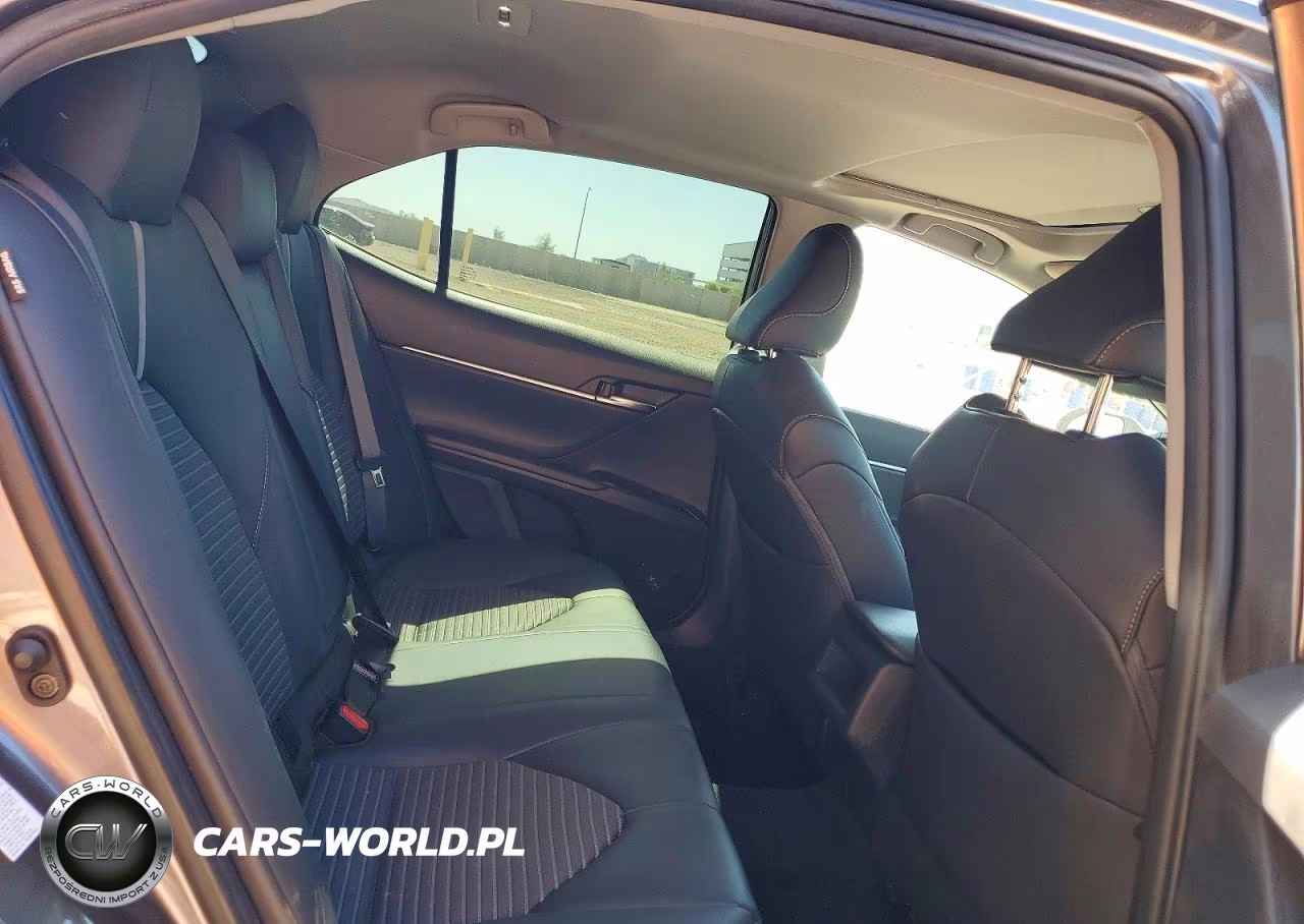 2019 Toyota Camry Se VIN:4T1B11HK3KU708395 - 10