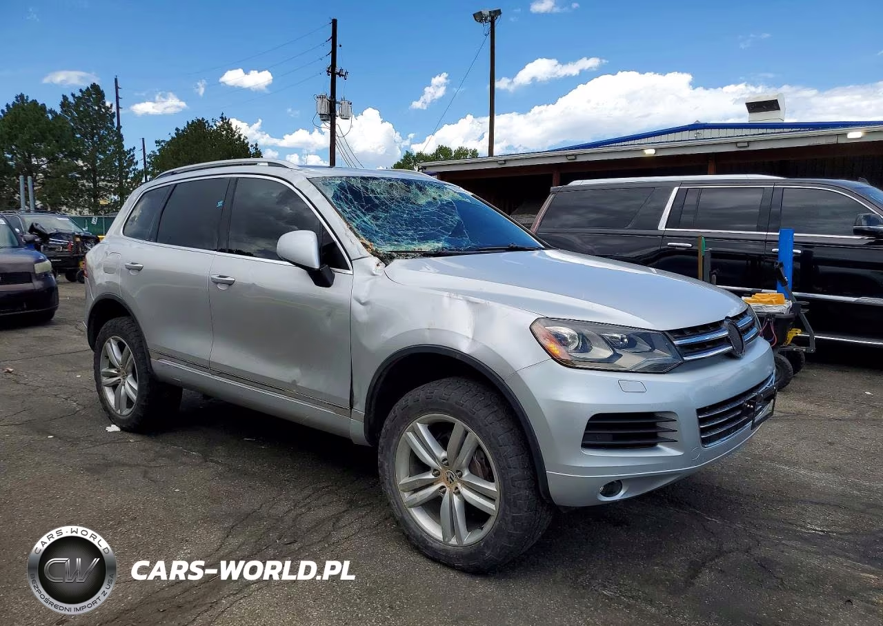 2012 Volkswagen Touareg V6 Tdi VIN:WVGFK9BP7CD001805 - 4