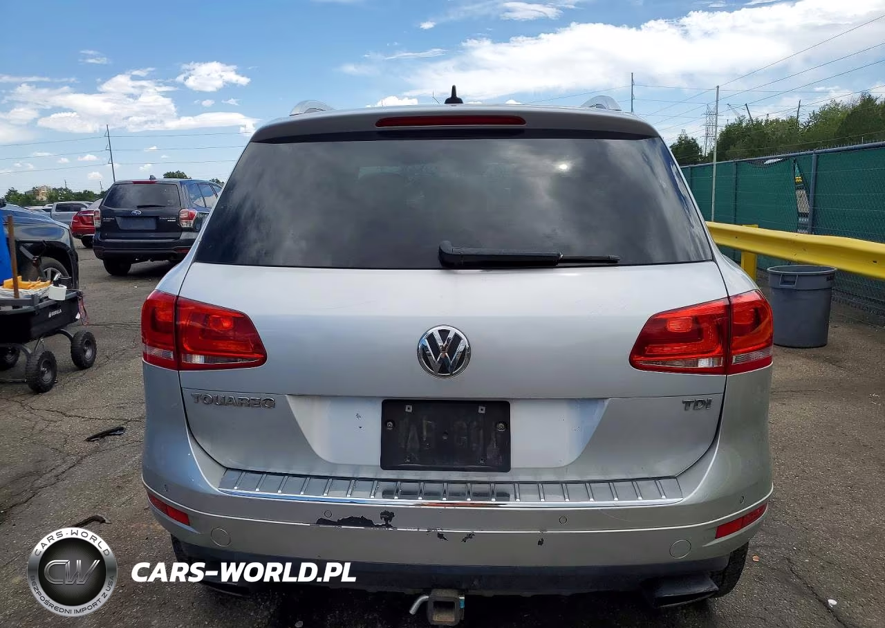 2012 Volkswagen Touareg V6 Tdi VIN:WVGFK9BP7CD001805 - 6
