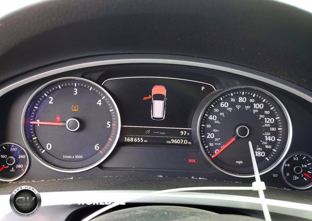 2012 Volkswagen Touareg V6 Tdi VIN:WVGFK9BP7CD001805 - 9