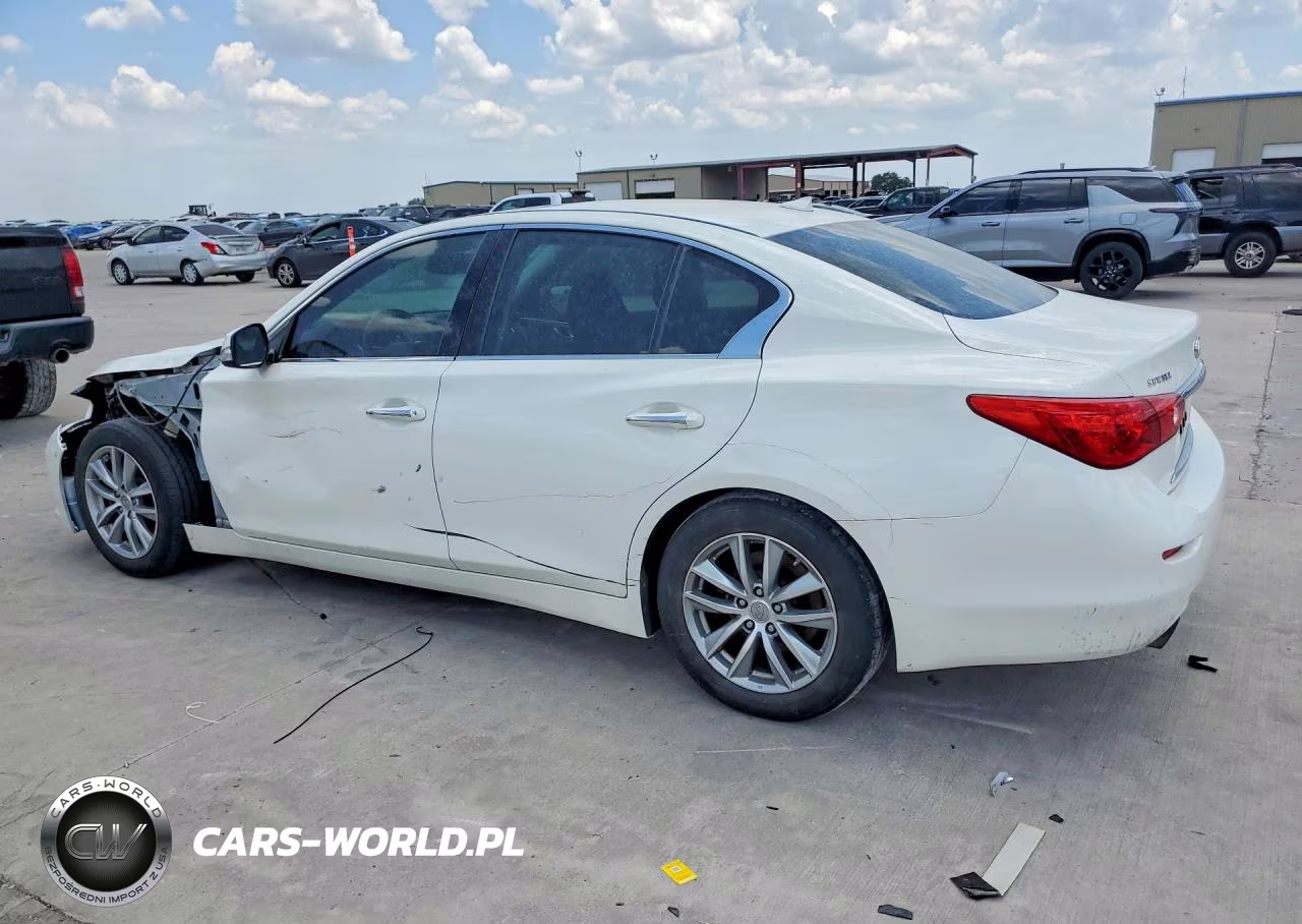 2015 Infiniti Q50 Premium VIN:JN1BV7AP7FM358098 - 2