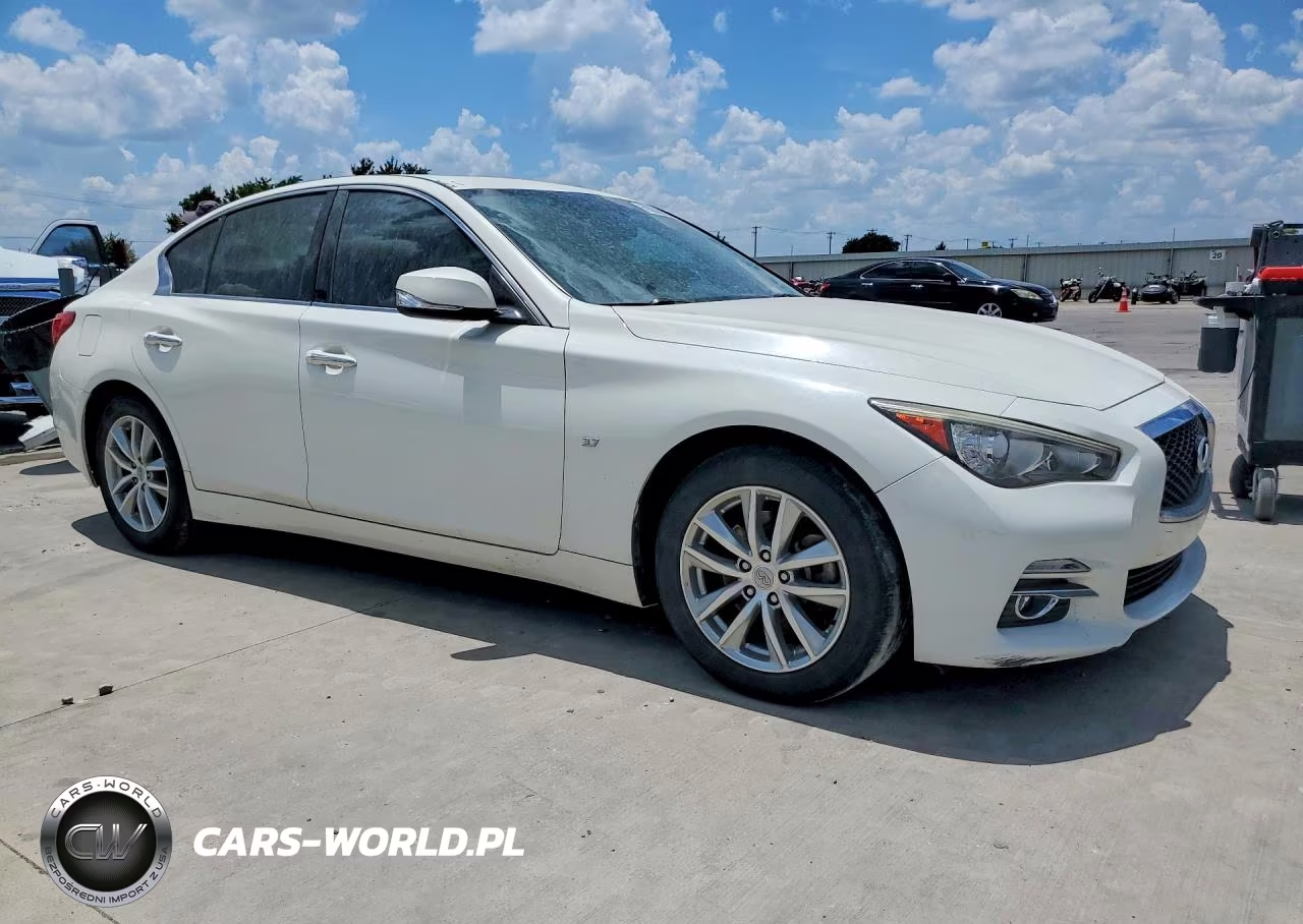 2015 Infiniti Q50 Premium VIN:JN1BV7AP7FM358098 - 4
