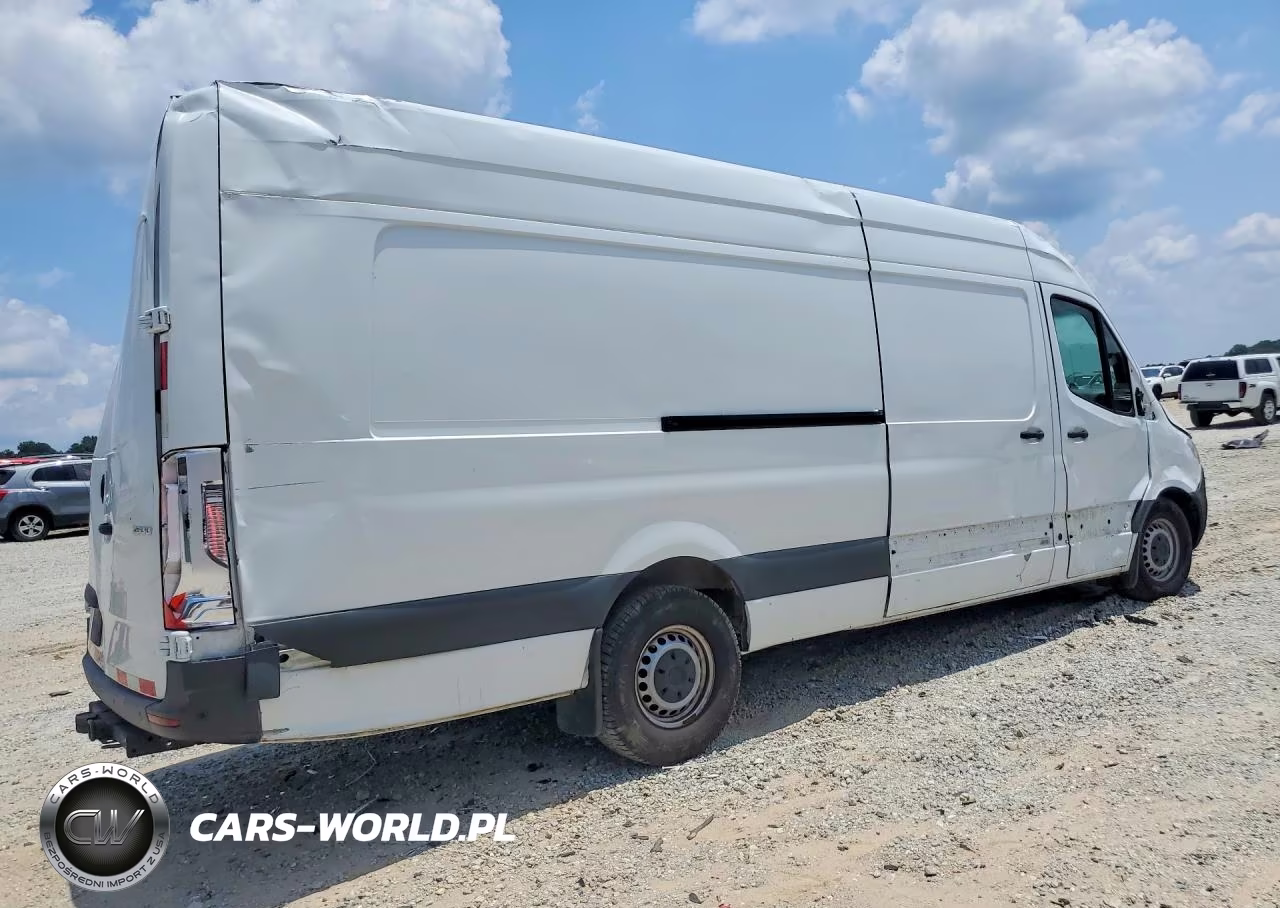 2022 Mercedes Benz Sprinter 2500 VIN:W1Y4DDHY8NT082987 - 3