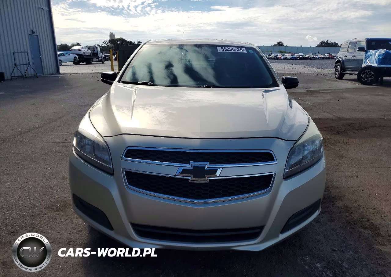 2013 Chevrolet Malibu Ls VIN:1G11B5SA4DF192181 - 5
