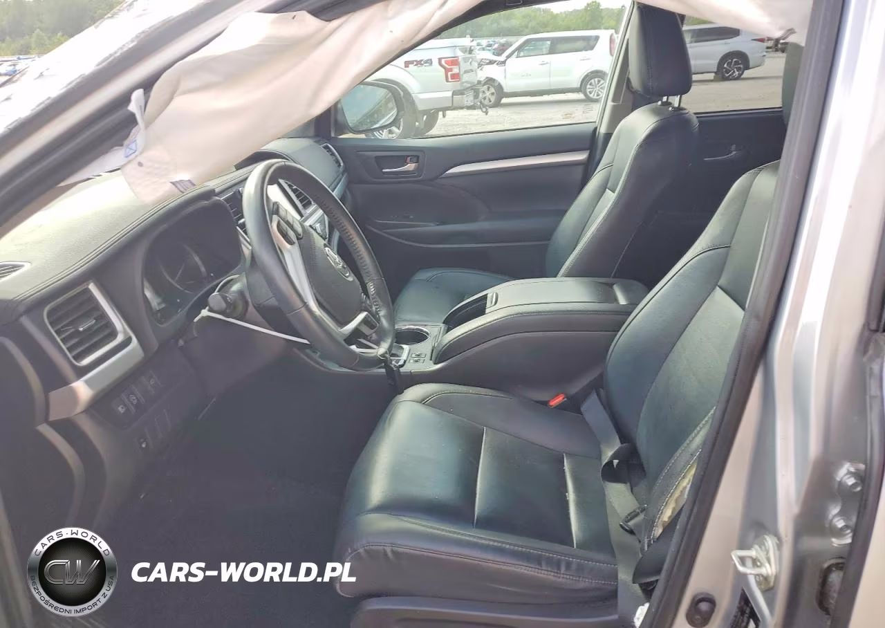 2019 Toyota Highlander Xle VIN:5TDJZRFH3KS613788 - 7