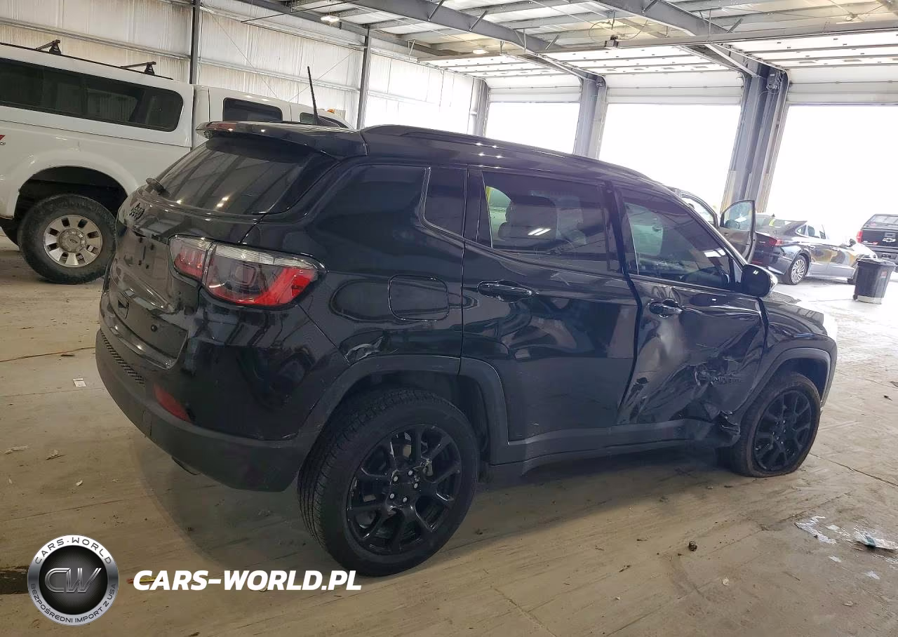 2022 Jeep Compass Latitude VIN:3C4NJDBB8NT166978 - 3