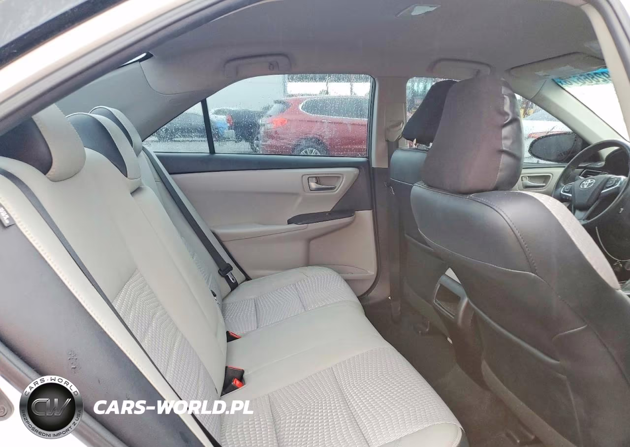 2015 Toyota Camry Se VIN:4T1BF1FK0FU074568 - 10