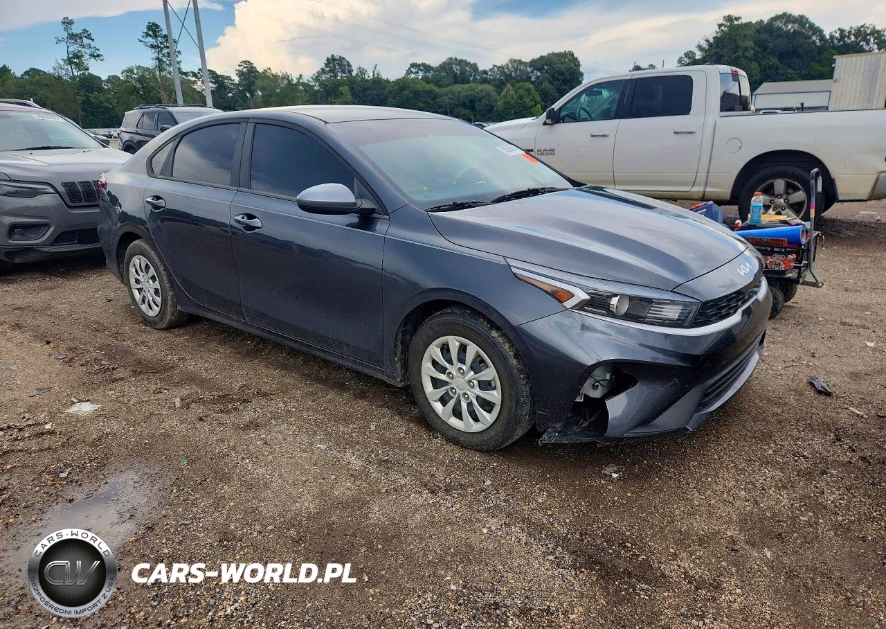 2024 Kia Forte Lx VIN:3KPF24ADXRE838280 - 4