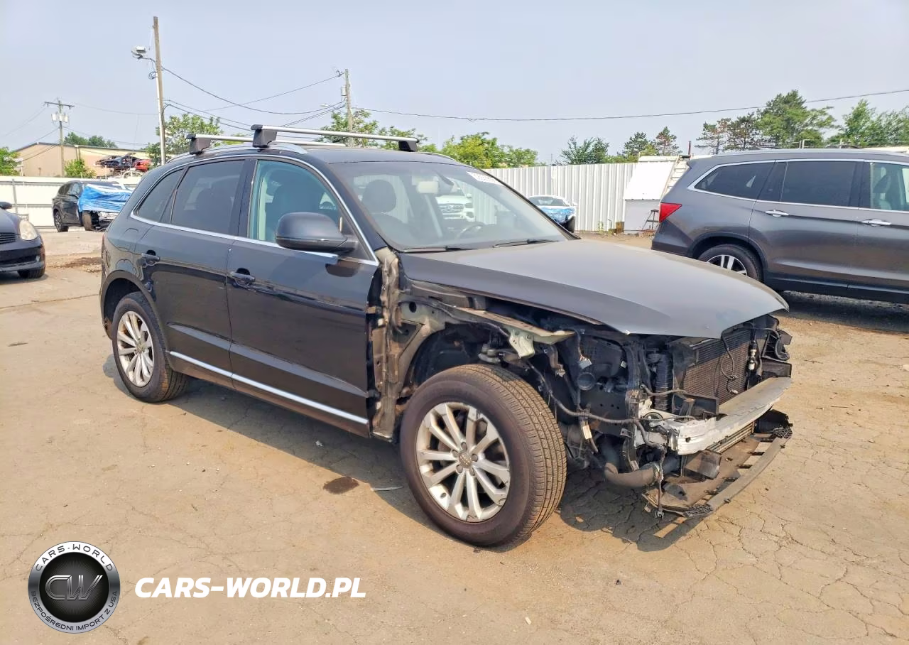 2014 Audi Q5 Premium Plus VIN:WA1LFAFP5EA064679 - 4