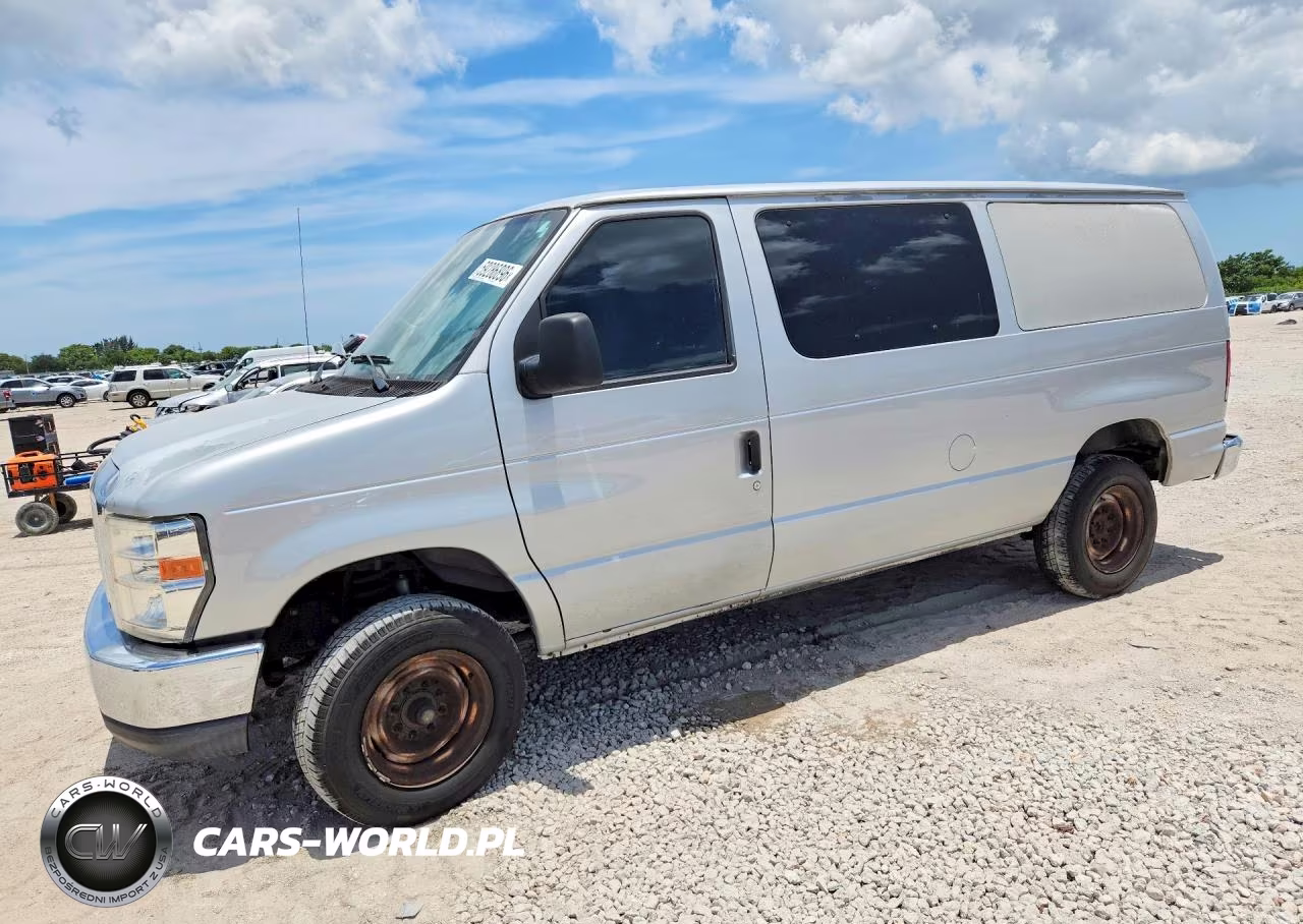 2009 Ford Econoline E350 Super Duty Wagon
