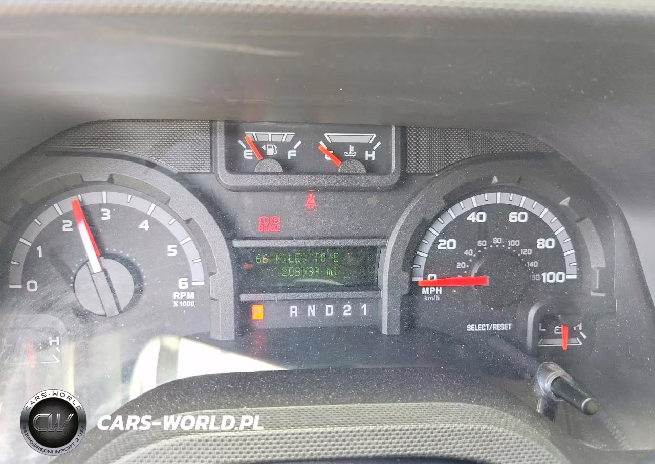 2009 Ford Econoline E350 Super Duty Wagon VIN:1FBNE31LX9DA56443 - 9