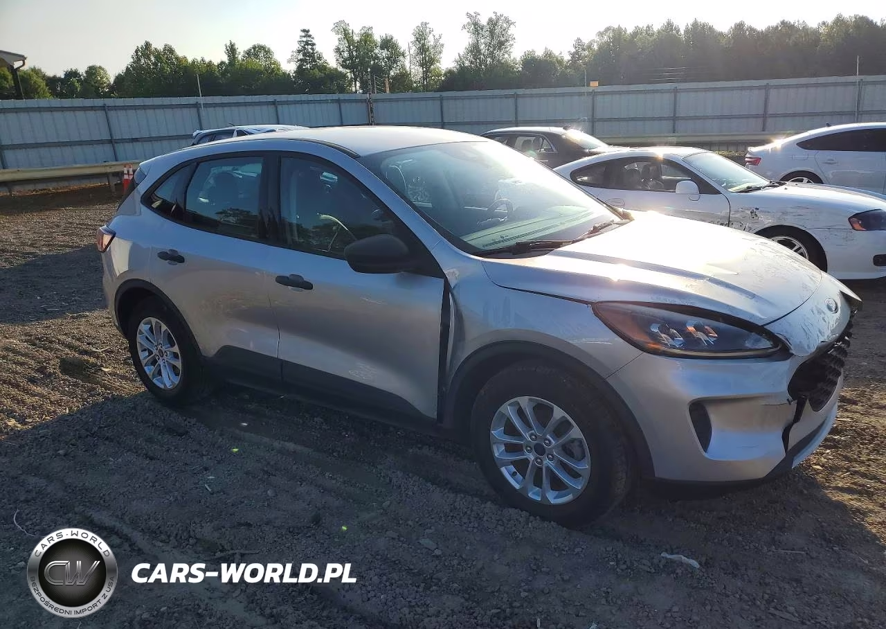 2020 Ford Escape S VIN:1FMCU0F63LUB77194 - 4