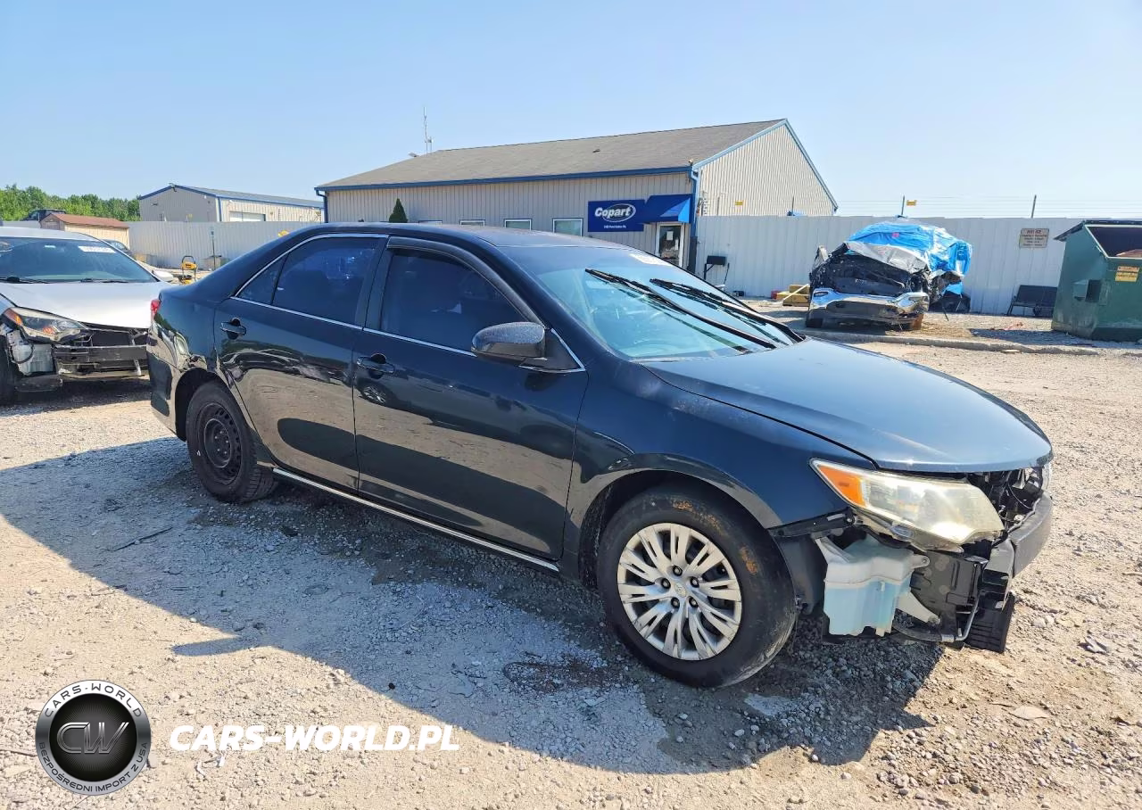 2014 Toyota Camry Le VIN:4T4BF1FK8ER344599 - 4