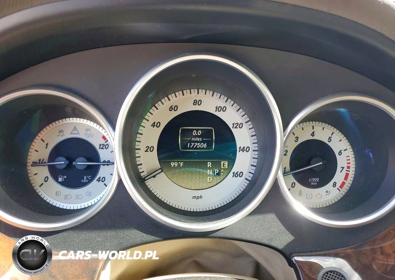 2012 Mercedes-Benz Cls 550 VIN:WDDLJ7DB3CA028331 - 9