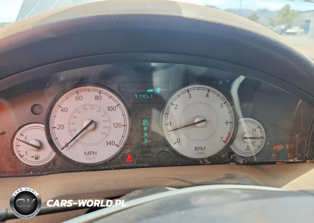 2006 Chrysler 300 Touring VIN:2C3KA53G86H383366 - 9