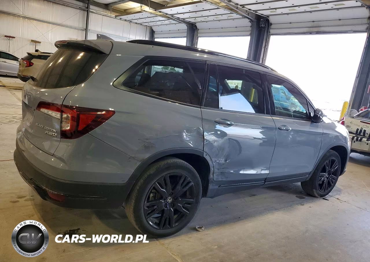2022 Honda Pilot Black VIN:5FNYF6H73NB040443 - 3
