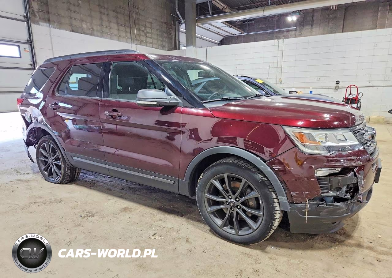 2019 Ford Explorer Xlt VIN:1FM5K8D89KGB39502 - 4
