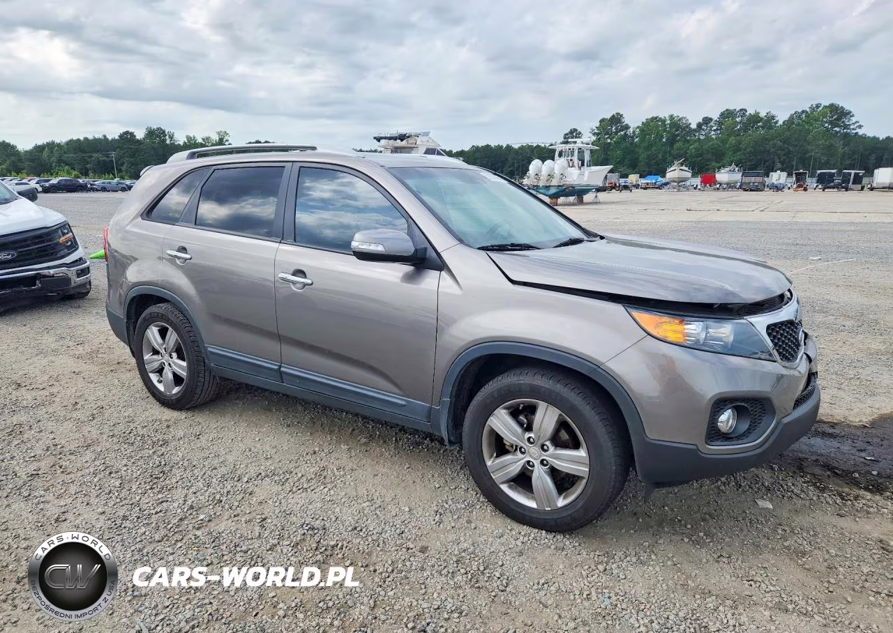 2012 Kia Sorento Ex VIN:5XYKU3A65CG301105 - 4