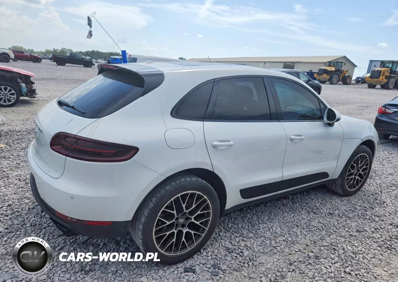 2015 Porsche Macan S VIN:WP1AB2A52FLB43073 - 3