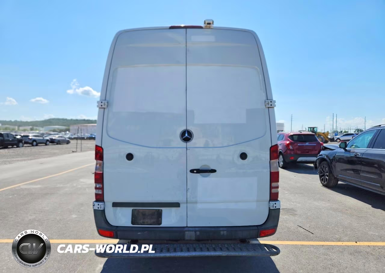 2016 Mercedes-Benz Sprinter 2500 VIN:WD3PE8DD6GP247255 - 10