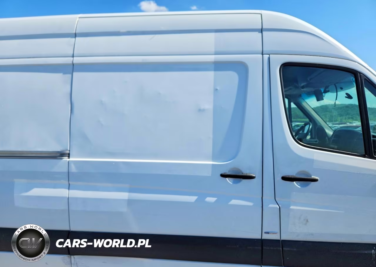 2016 Mercedes-Benz Sprinter 2500 VIN:WD3PE8DD6GP247255 - 11