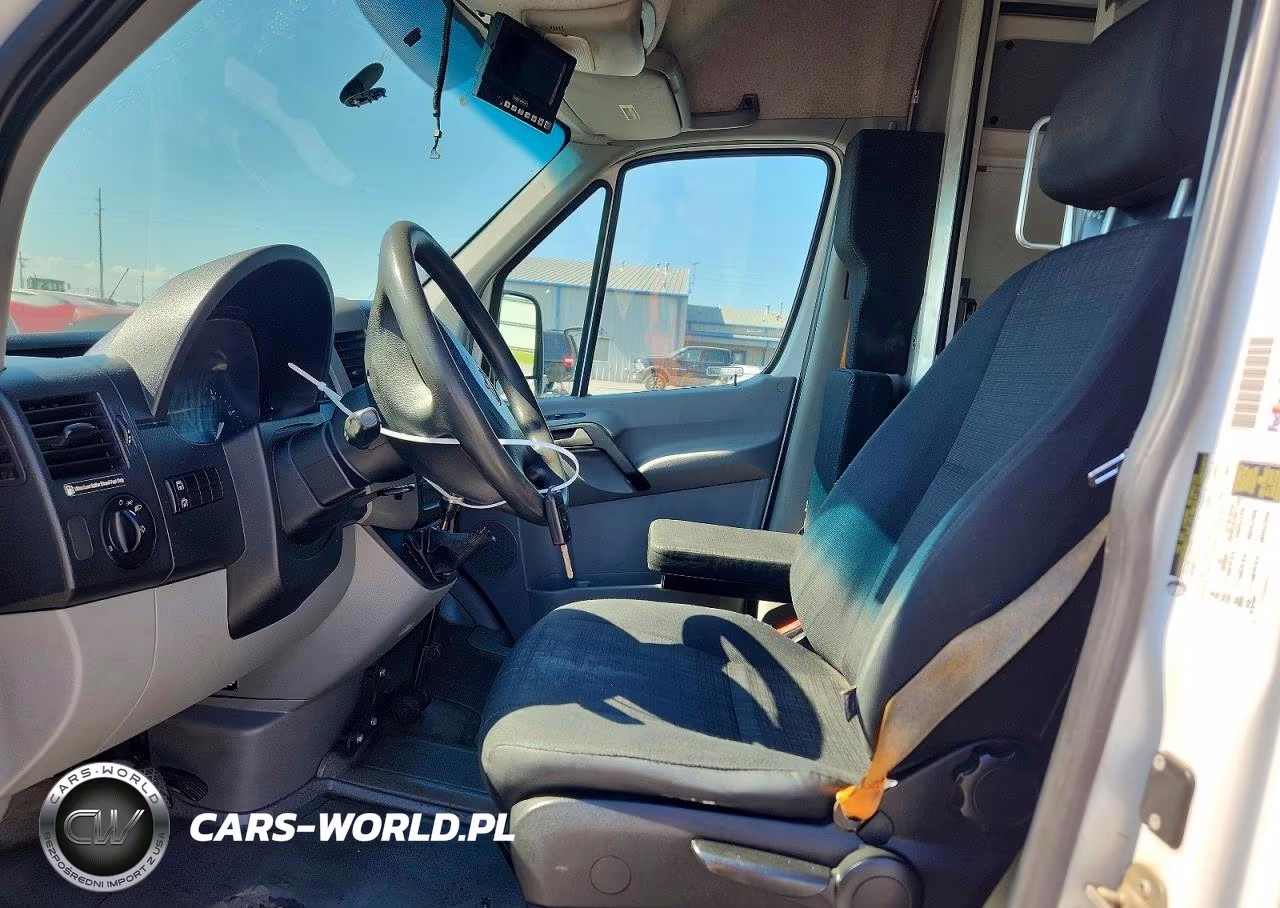 2016 Mercedes-Benz Sprinter 2500 VIN:WD3PE8DD6GP247255 - 7