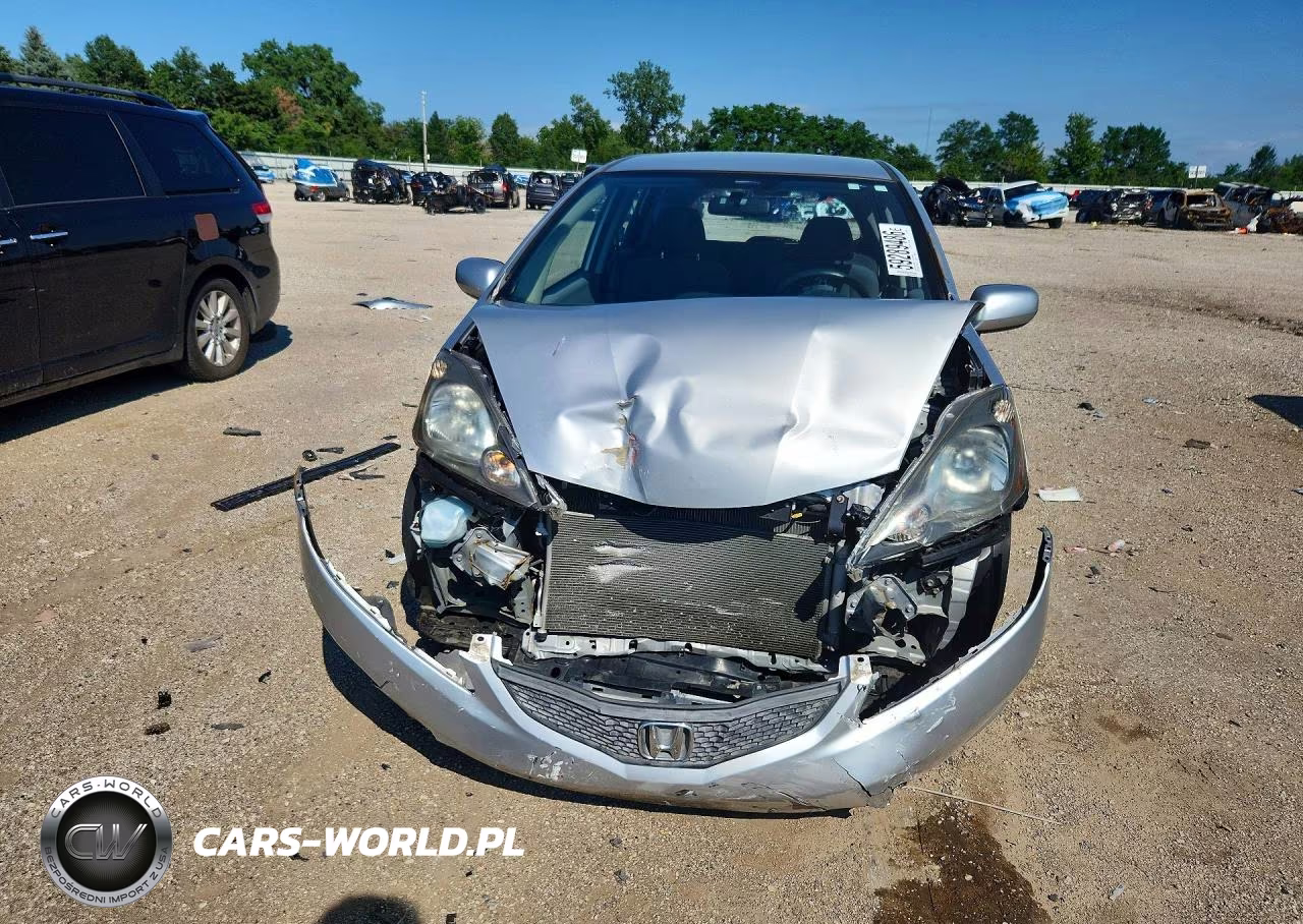2012 Honda Fit VIN:JHMGE8H37CC037139 - 5