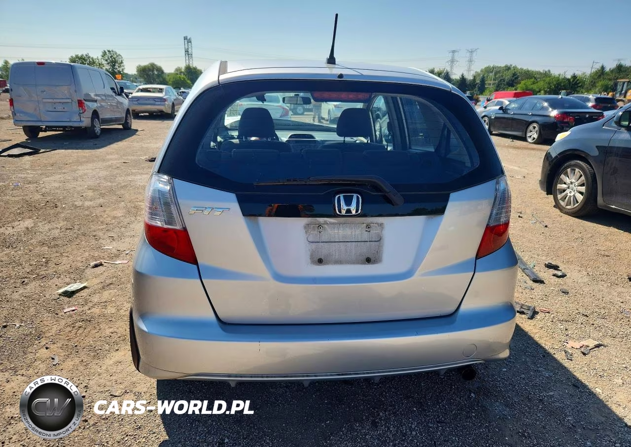 2012 Honda Fit VIN:JHMGE8H37CC037139 - 6