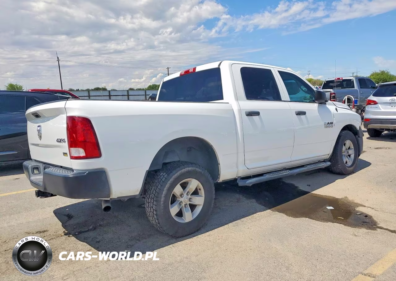 2015 Ram 1500 Tradesman VIN:1C6RR7KG8FS723521 - 3