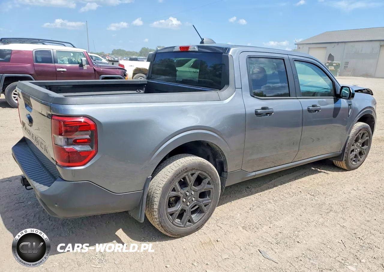 2025 Ford Maverick Xlt VIN:3FTTW8J35SRA48017 - 3