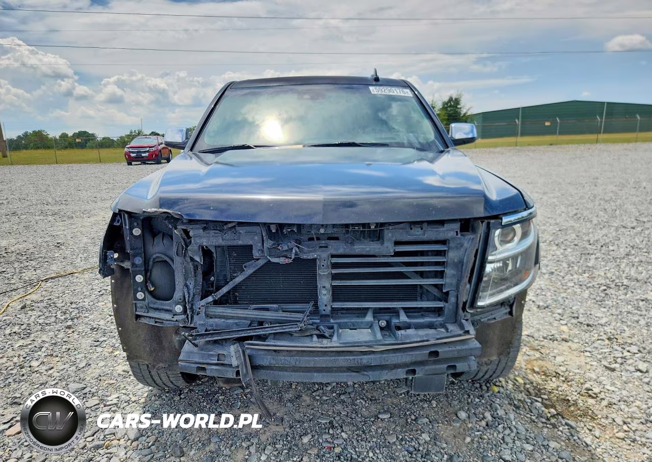 2017 Chevrolet Tahoe C1500 Premier VIN:1GNSCCKC8HR113492 - 5