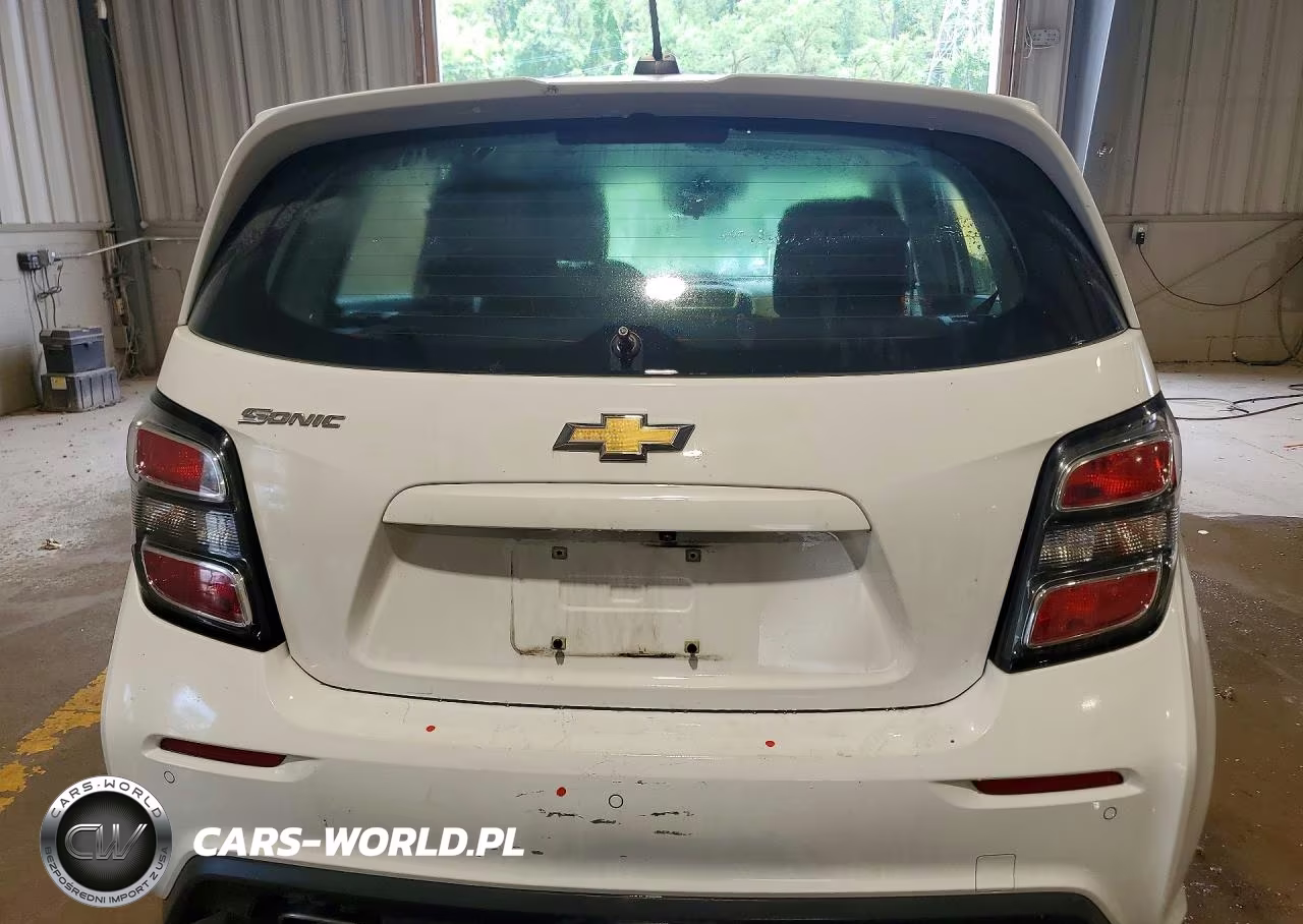 2019 Chevrolet Sonic VIN:1G1JG6SB6K4132704 - 6
