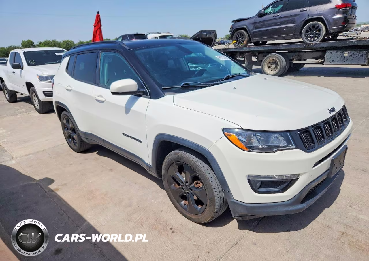 2020 Jeep Compass Altitude Fwd VIN:3C4NJCBB4LT162594 - 4