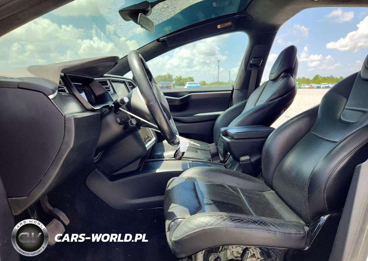 2016 Tesla Model X VIN:5YJXCBE2XGF027827 - 7