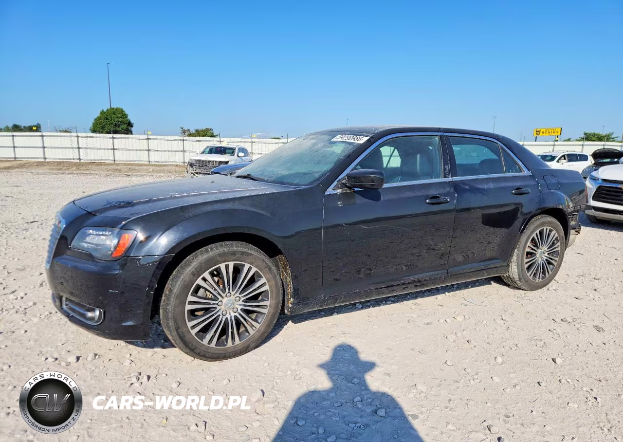 2014 Chrysler 300 S – zdjęcie 1 z 13