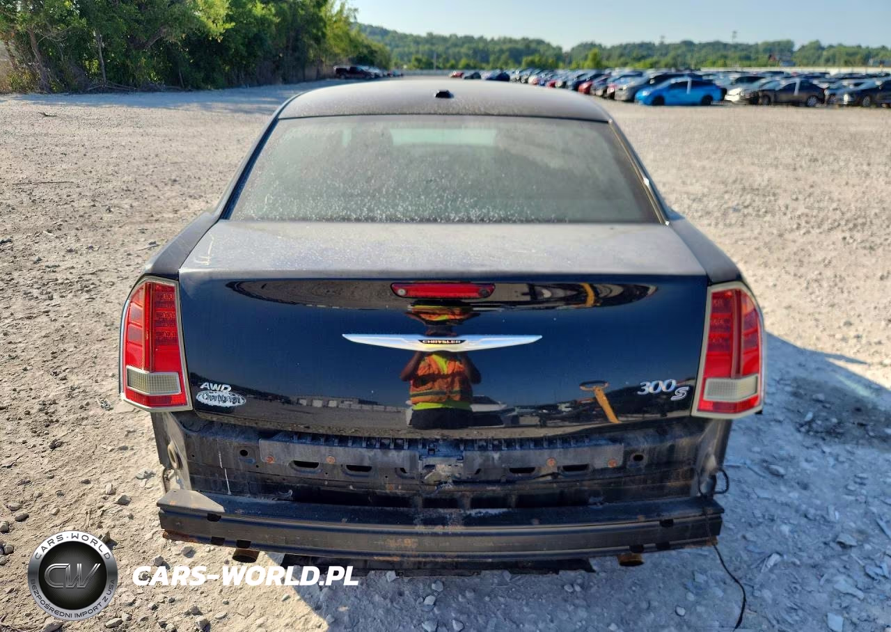 2014 Chrysler 300 S VIN:2C3CCAGG5EH142266 - 6