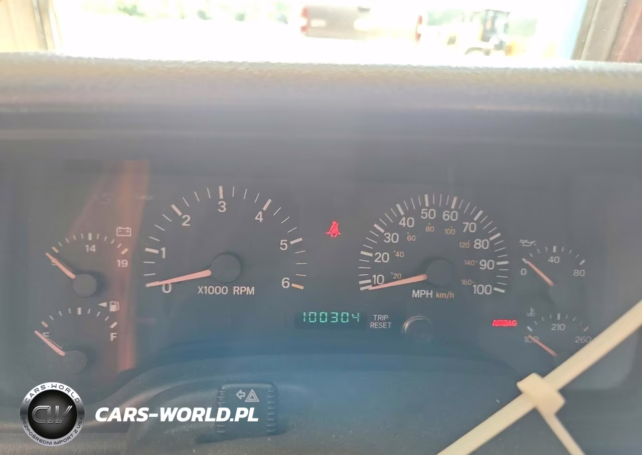 2001 Jeep Cherokee Sport VIN:1J4FF48S41L528804 - 9
