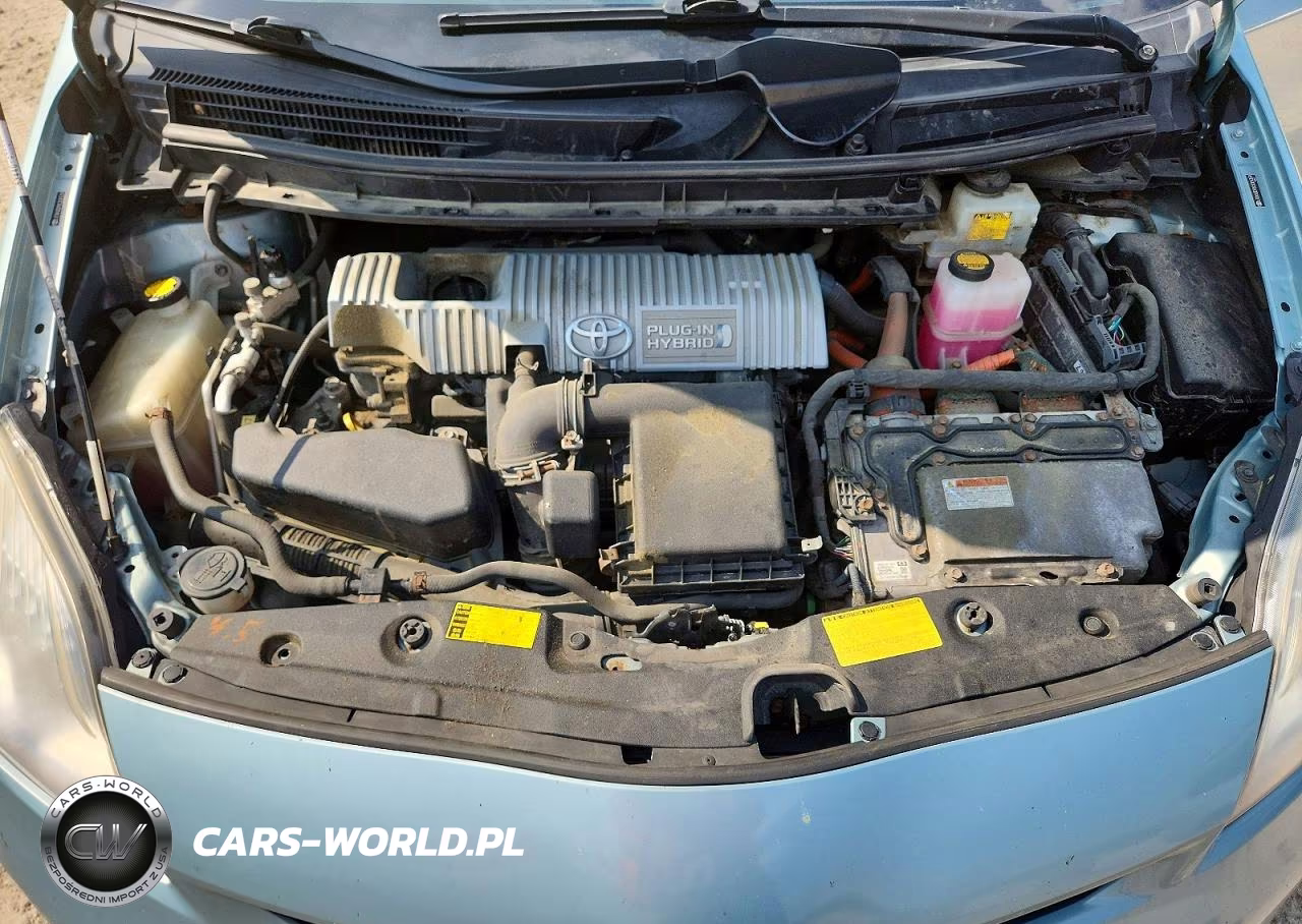 2012 Toyota Prius Plug-In Hybrid Base VIN:JTDKN3DP8C3009339 - 11
