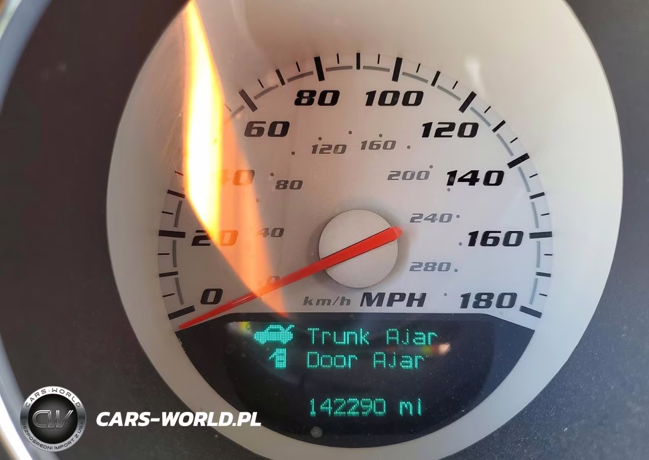2009 Dodge Challenger Srt-8 VIN:2B3LJ74W29H636947 - 9