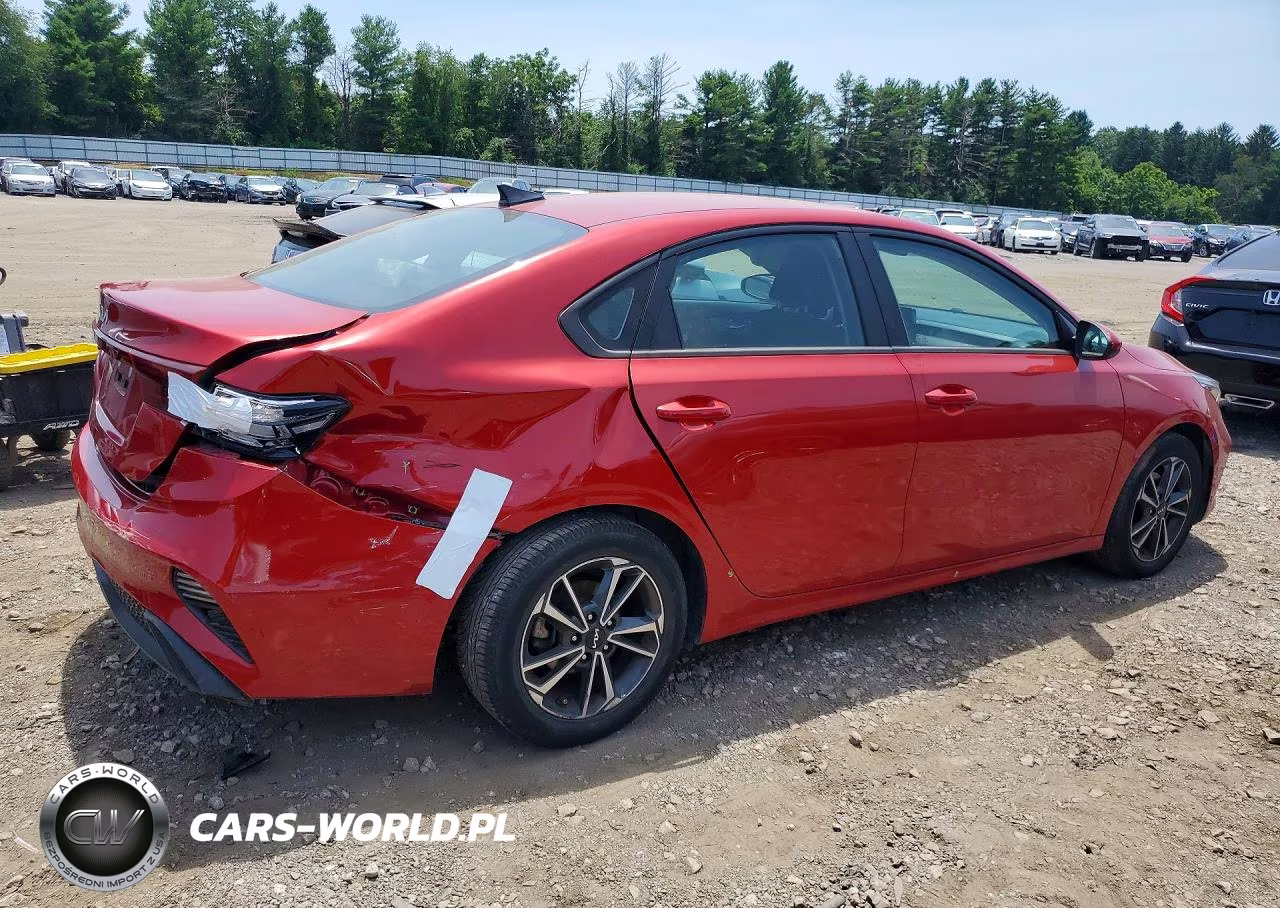 2024 Kia Forte Lxs VIN:3KPF24AD4RE698498 - 3