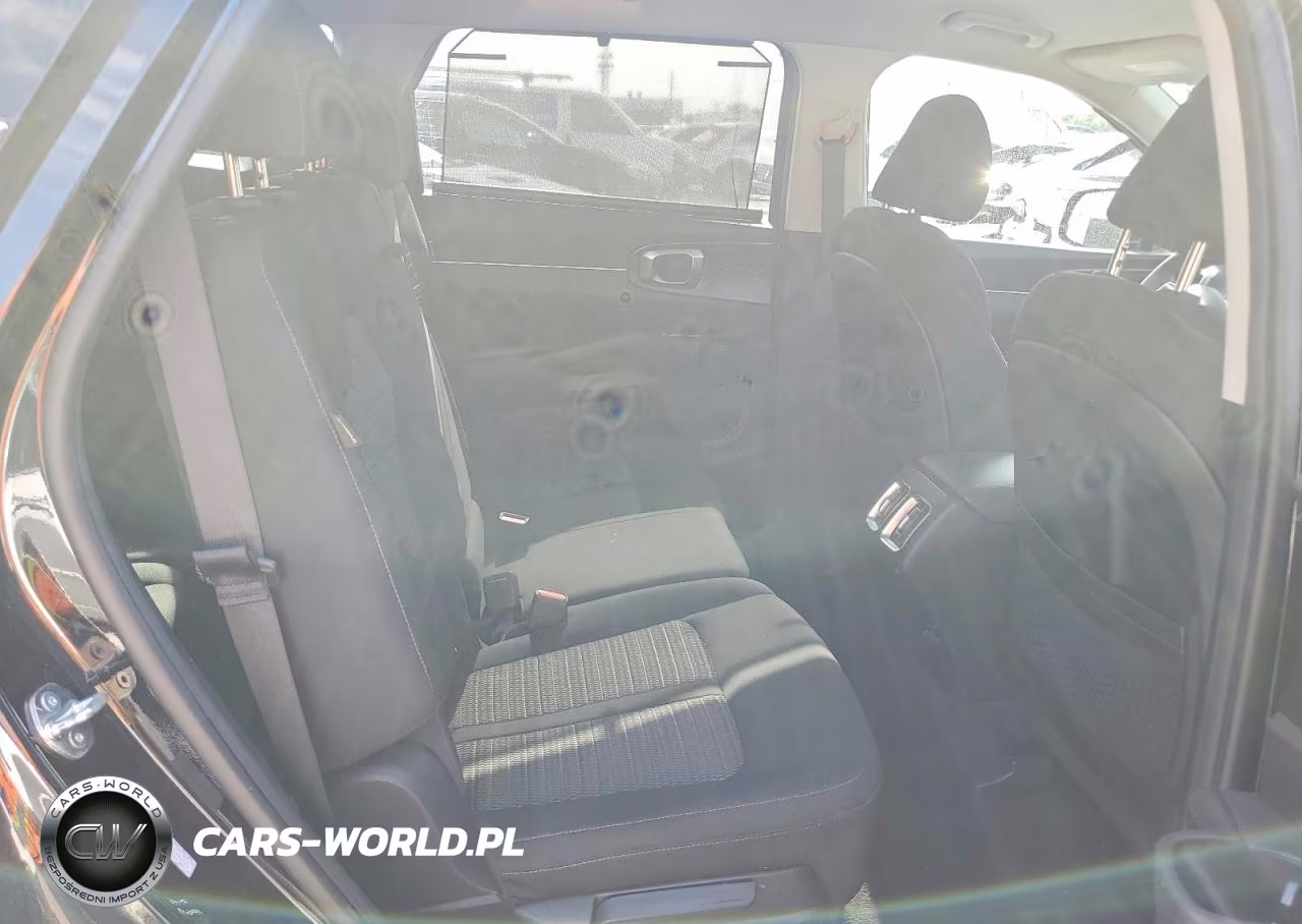 2025 Kia Sorento Lx VIN:5XYRG4JCXSG404259 - 11