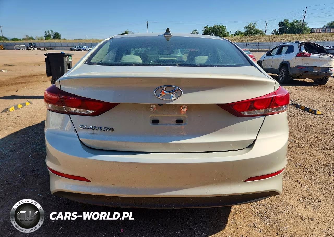 2018 Hyundai Elantra Value Edition VIN:5NPD84LF7JH257212 - 6